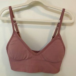 Lululemon dusty rose bra